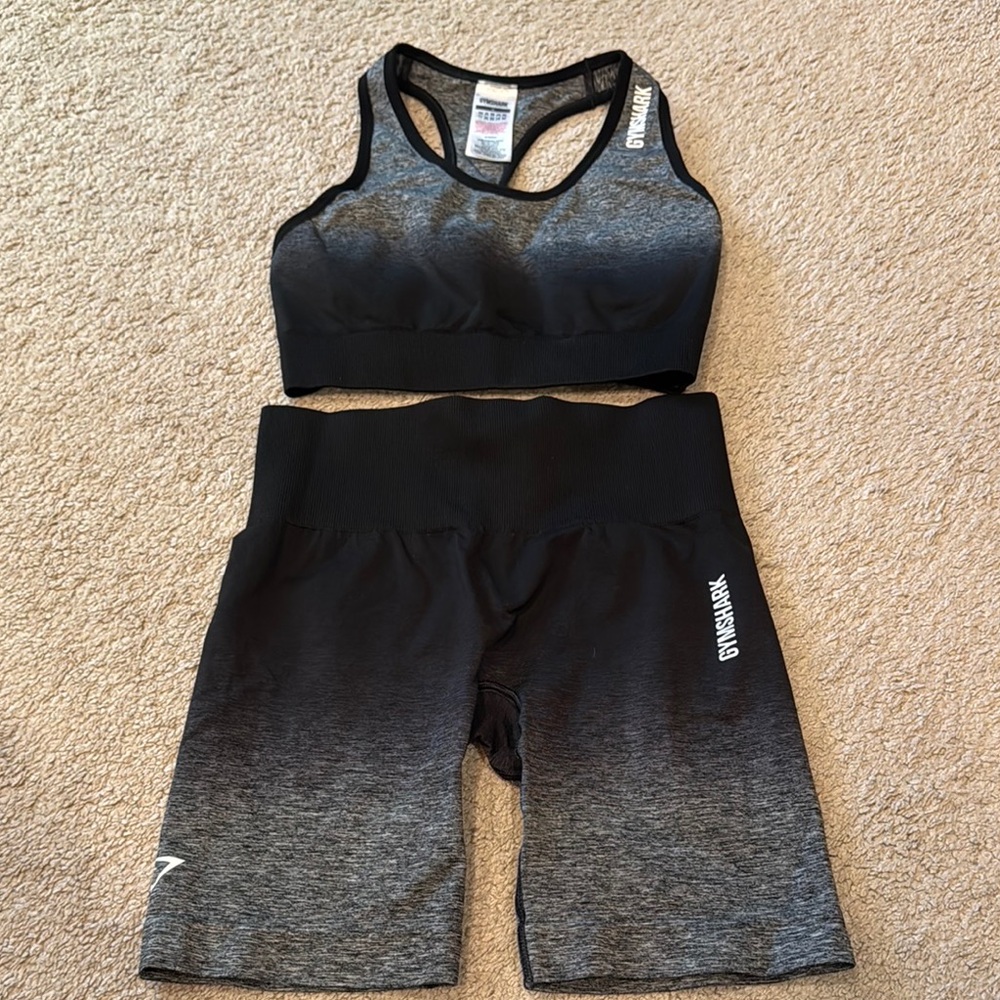 Gymshark Black and Gray Sports Set